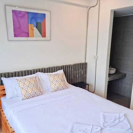 Haus Sathorn 11 Residence Μπανγκόκ Εξωτερικό φωτογραφία