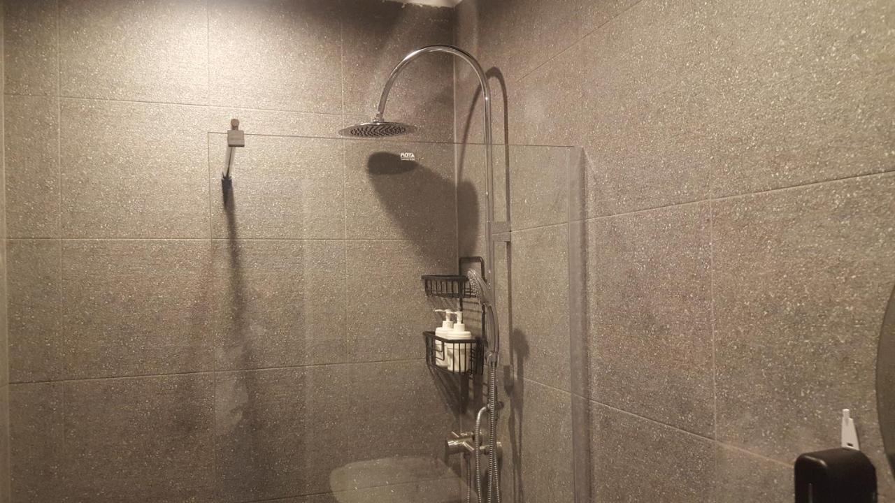 Haus Sathorn 11 Residence Μπανγκόκ Εξωτερικό φωτογραφία